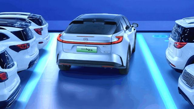 Toyota bZ5 launches in China (8)