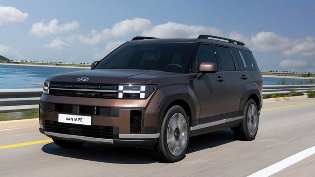 2025 Car of the Year EV3 (4)