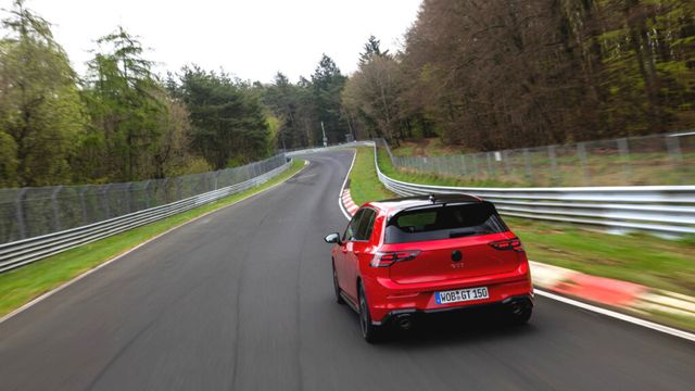 Golf GTI Edition 50 Unveiled (6)