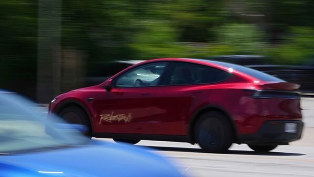 Tesla robotictaxi controversy (9)