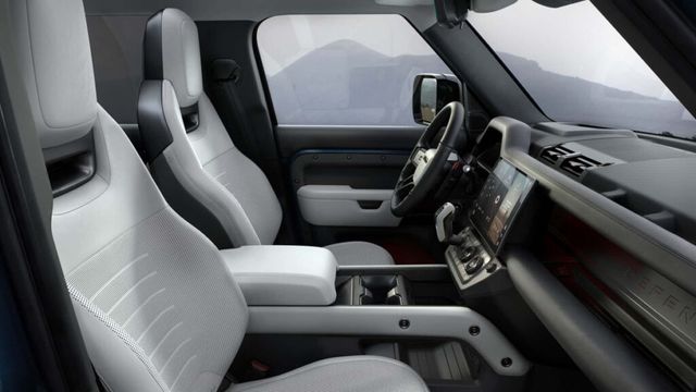 Land Rover unveils new Defender (4)