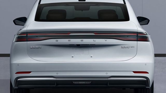 Geely Motor launches Galaxy A7 (5)