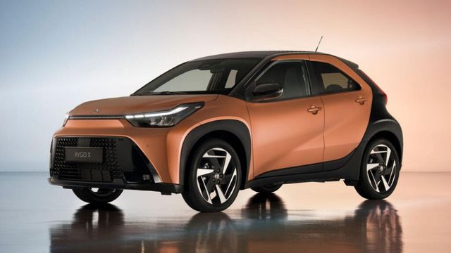 Toyota unveils new Aygo X (2)