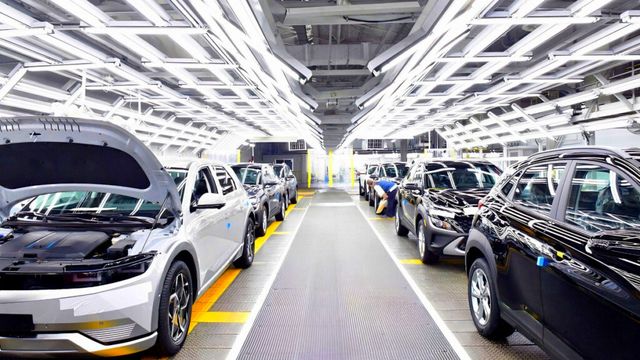 cumulative sale of Hyundai ev
