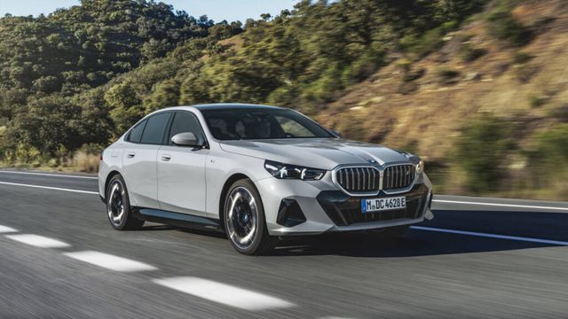 BMW 5Series Sales Performance (3)