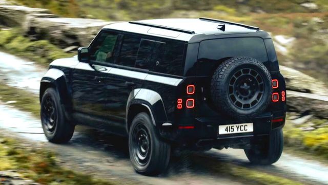 LandRover Defender Octa Black