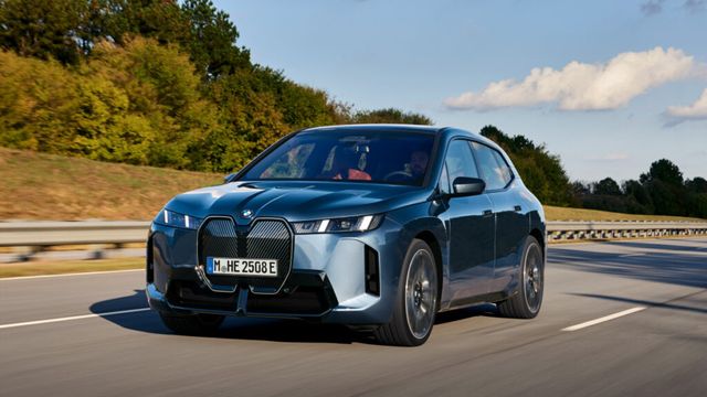 New iX pre-contract starts (5)