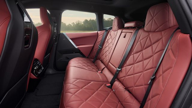 New iX pre-contract starts (6)