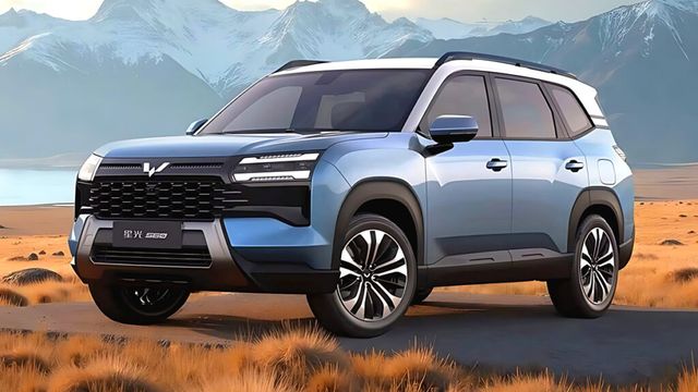 Wuling Starlight 560 Launched (2)