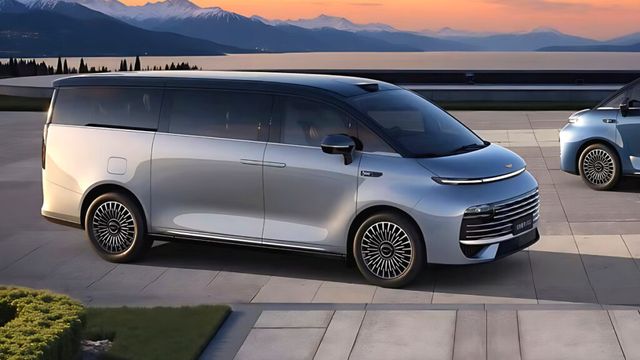 Geely Galaxy V900 Launched (3)