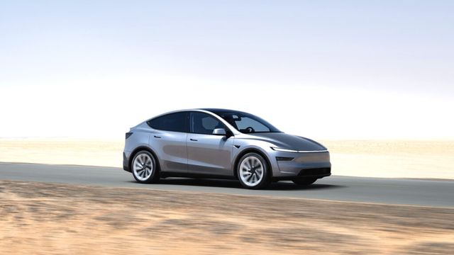 Equinox EV vs Model Y (3)