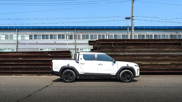kgm-musso-ev-car-of-the-year-2026-pickup-market-share (5)