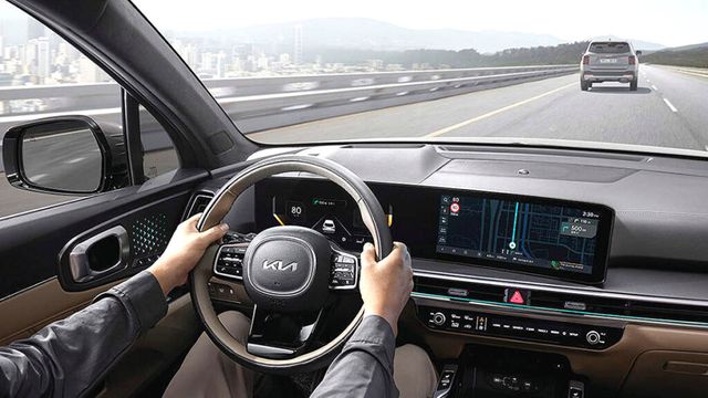 sorento-santafe-lead-used-hybrid-suv-market (1)