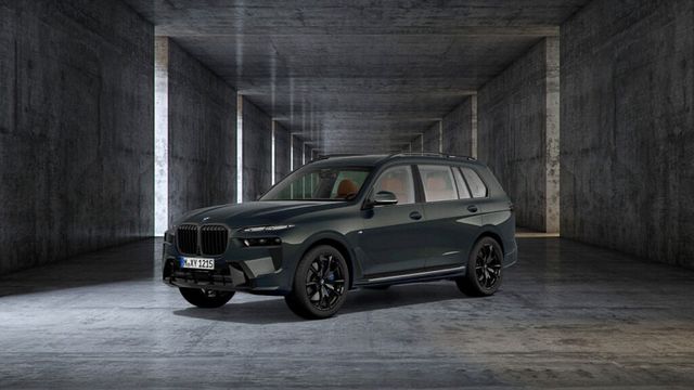 bmw-x7-m60i-marina-bay-blue-limited-edition-7-units (3)