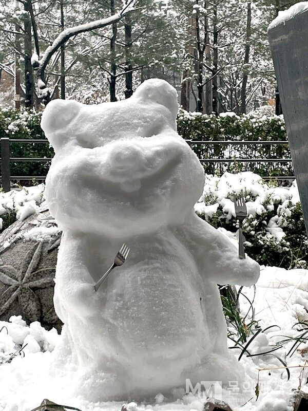 ▲ 잔망 루피 모양의 눈사람 / 사진: 권선미 제공