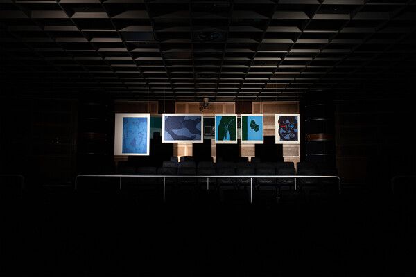 ▲&nbsp;차연서,'축제', 2023, 페이퍼컷 콜라주(닥종이에 채색 故 차동하), 가변설치, ('혀 달린 비', 아트선재센터, 서울, 2024), 사진 남서원 / 사진: 아트선재센터 제공&nbsp;