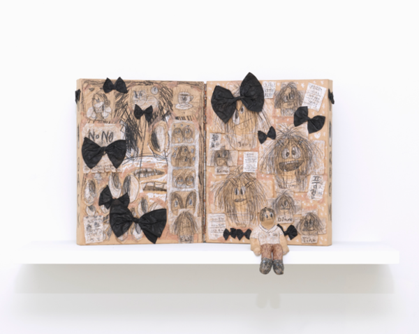 ▲ 신민, 'back room', 2025,&nbsp;pencil, glue, paper, tape on canvas and plaster, 41x32cm (each), diptych, 16h x 11x9cm (sculpture), 43.5hx33.5x10.5cm (box),&nbsp;Photo by Euirok Lee. / 사진: UNBOXING PROJECT 제공