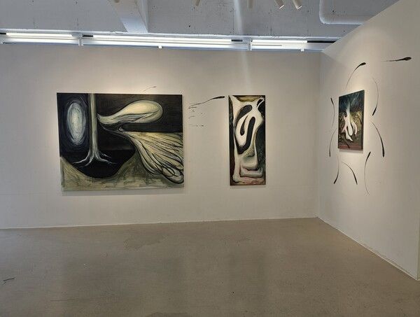 ▲ 전시 전경 / 사진: 개나리미술관 제공&nbsp;