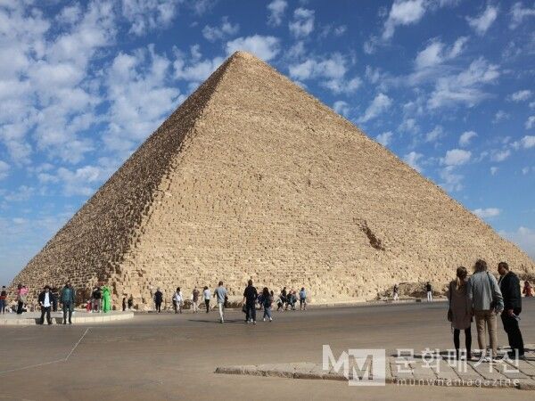 ▲ 쿠푸의 대 피라미드 (Great Pyramid of Khufu) / 사진: 한민광 제공