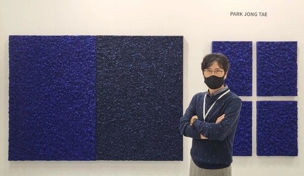 ▲ 박종태_파쇄지를 이용한 입체작업 / 사진: 경상북도교육청문화원 제공