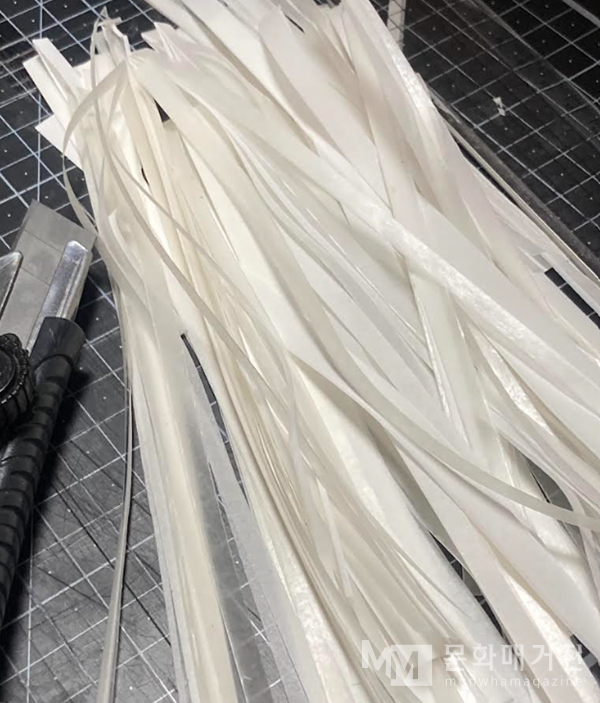 ▲ 4700번의 칼질 / 사진: MIA 제공