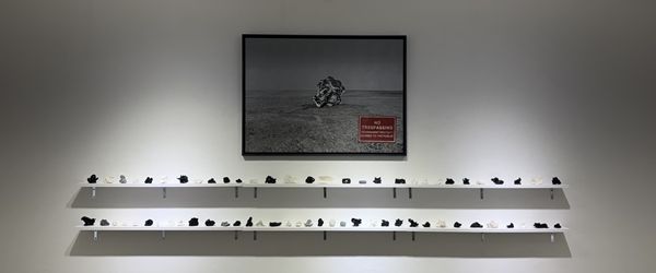 ▲ 준디 개인전 'HOLD X TO PAY RESPECTS : 올바른 심리 패션을 장착 해주세요' 전경 / 사진: 유정 제공