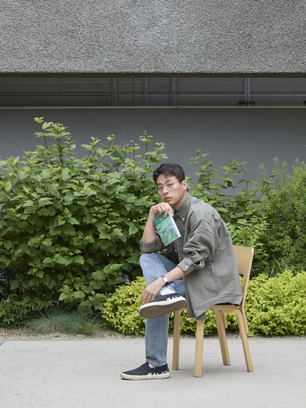 ▲ 배우이자 출판사 무제(MUZE) 대표 박정민 / 사진: LCDC 서울 제공&nbsp;