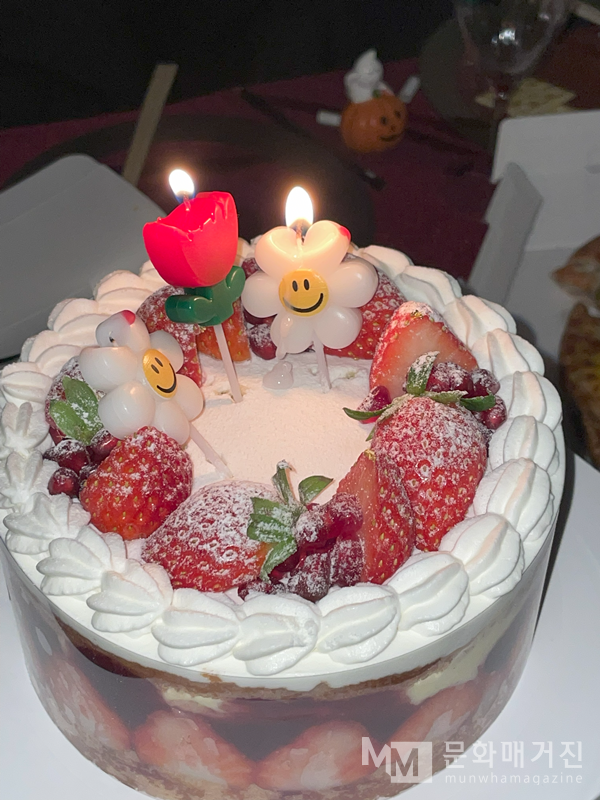 ▲ 매년 크리스마스마다 예약판매하던 예전 여자사장님의 '쥬쎄' 베이커리의 케이크. 이젠 추억이 되어버렸다 / 사진: 권선미 제공