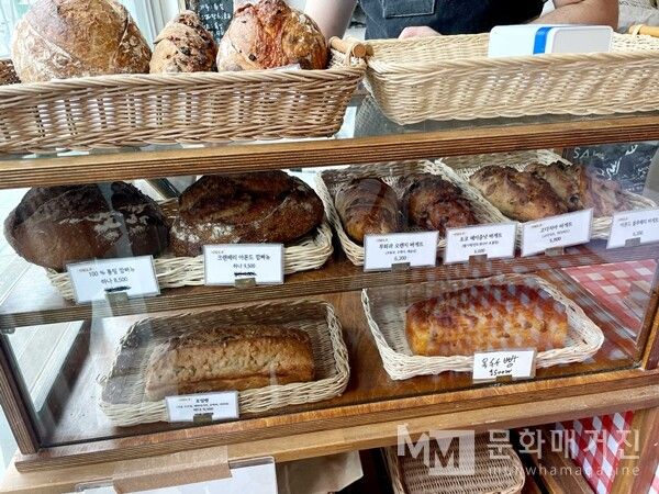 ▲ 나는 고다치아바게트, 초코헤이즐넛 바게트를 주로 사먹는다 / 사진: 권선미 제공