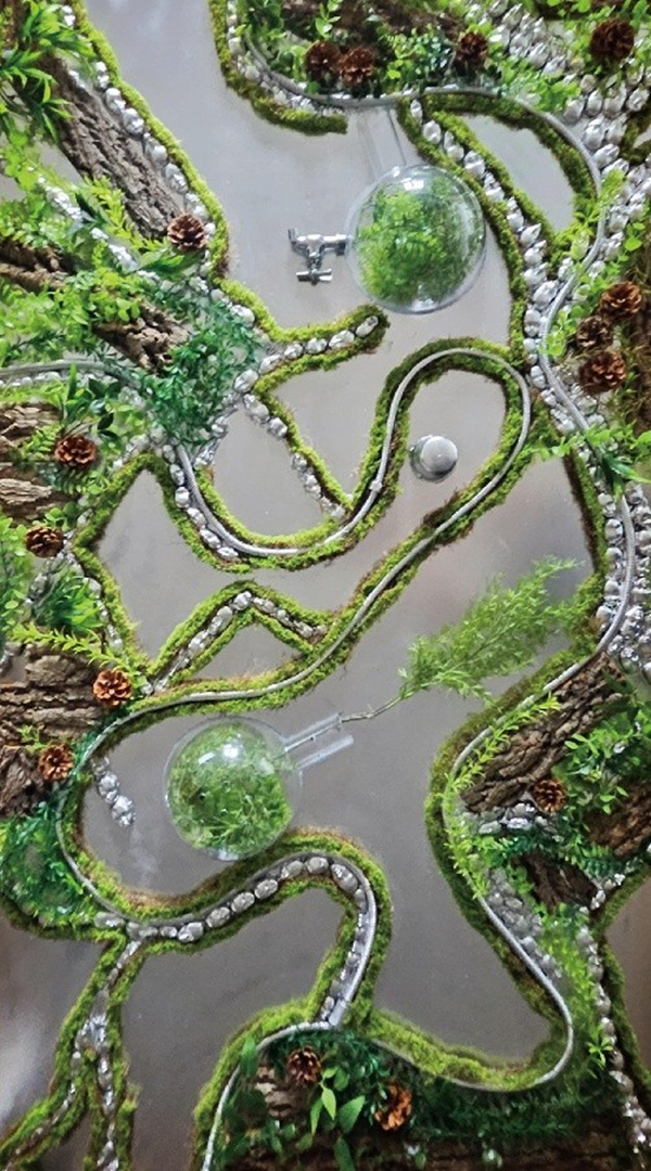 ▲ 김소나, 생명의 정원, 180x100x19cm, Mixed material, 2025 / 사진: 갤러리은 제공&nbsp;