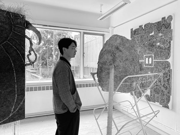 ▲ 문화매거진과 인터뷰를 진행한 최학윤 작가 / 사진: 최학윤 제공