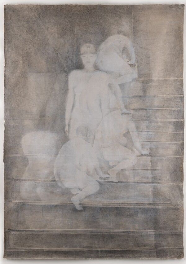▲ 계단을 내려오는 여인과 걸레질 하는 여자, 2026, 장지에 연필, 아크릴, 149x105cm / 사진: 박명미 작가 제공