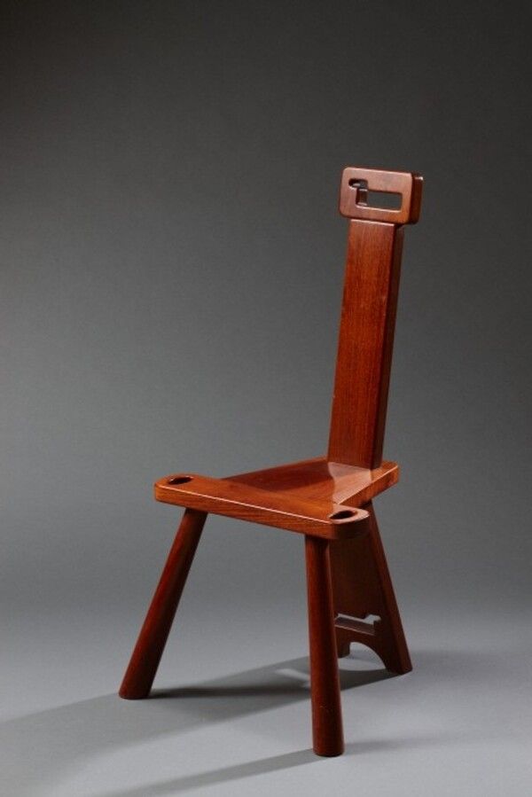 ▲ 곽계정, 의자, 연도미상, 목재, 97×51×47cm / 사진: 김달진미술자료박물관 제공