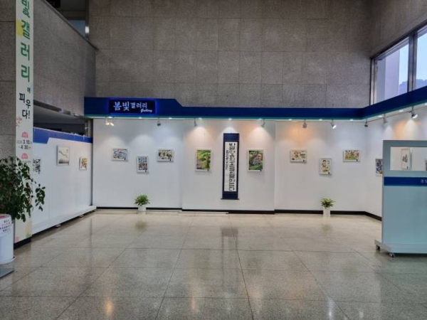 ▲ 대전광역시교육청, '2025년&nbsp;동·서부 중학생 미술실기대회 우수작품 전시회' 전경 / 사진: 대전시교육청 제공&nbsp;