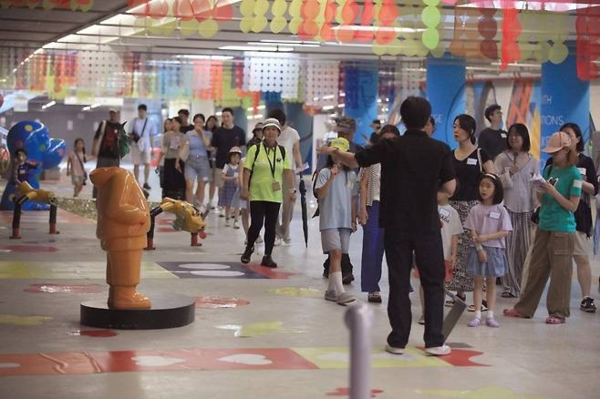 ▲ 2025년 '원더스트리트' 전시 전경 / 사진: 서초구 제공&nbsp;