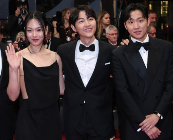 사진 = 플러스엠 엔터테인먼트