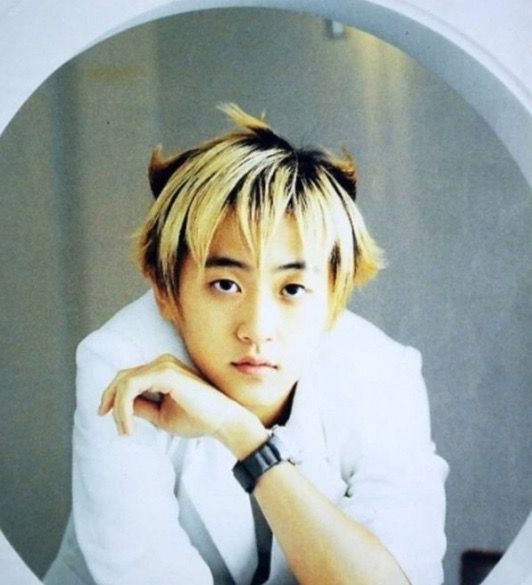 사진=밴드 '문차일드' 시절 배우 허정민의 모습/허정민 인스타그램