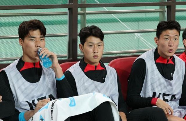 카타르 월드컵 당시, 자주 벤치를 지켰던 이강인 / 조선일보