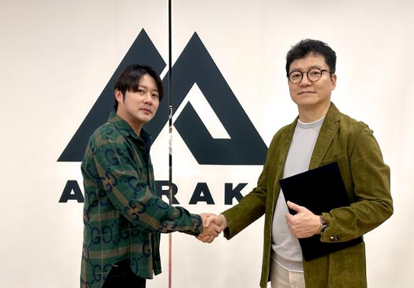 소속 걸그룹 피프티피프티와의 법정 싸움에 돌입했던 어트랙트 전홍준 대표 / 한국일보