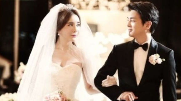 미키정과의 결혼 소식을 전했던 하리수 / 온라인 커뮤니티