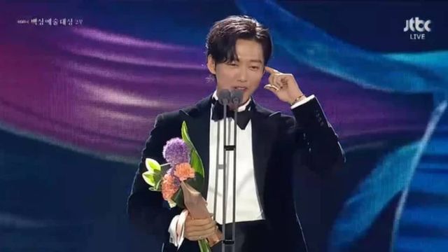 백상예술대상에서 최우수연기상을 차지한 배우 남궁민 사진