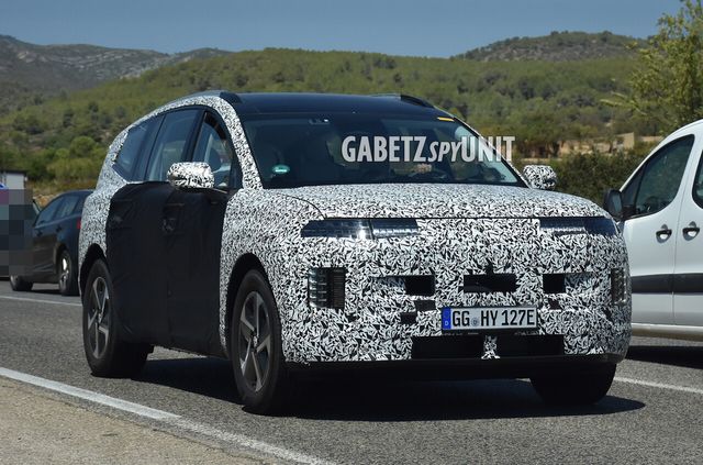 ▲현대 아이오닉 7 스파이샷(사진=GABETZ SPY UNIT)