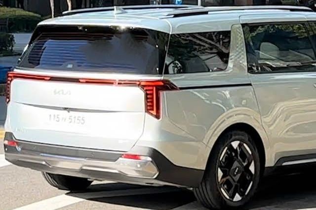 ▲기아 신형 카니발(사진=보배드림)