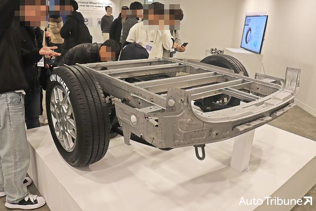 ▲스타리아 기반 유니휠 테스트 뮬(사진=최현진 기자)