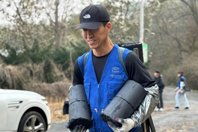 ▲션 (사진=션 SNS)