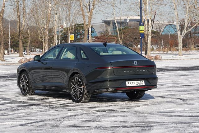 ▲현대차 그랜저 하이브리드(사진=View H)