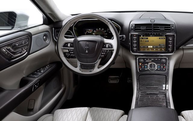 ▲10세대 컨티넨탈(사진=링컨)