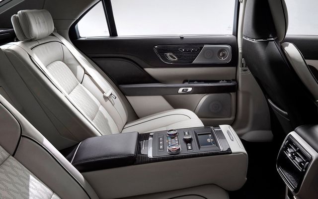 ▲10세대 컨티넨탈(사진=링컨)