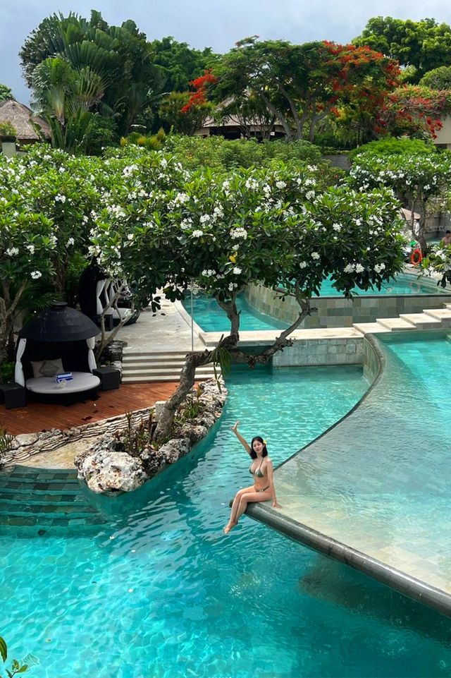 ▲아야나 리조트 발리를 배경으로 촬영한 서동주의 비키니 사진 공개(사진=서동주)