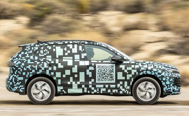 ▲ 폭스바겐이 공개한 2023년형 티구안 티저 (사진=폭스바겐)